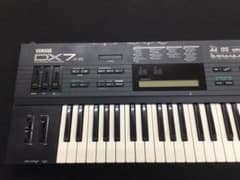 YAMAHA DX7 II D 61鍵のサムネイル