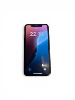 Apple iPhone 11 ブラック 本体のサムネイル
