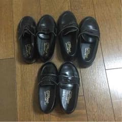 ちょう様専用!!ローファー3足のサムネイル