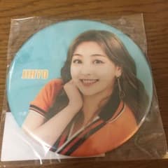 TWICE 缶バッジ　ジヒョのサムネイル