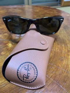 ⭐️レイバン⭐️NEW WAYFARERのサムネイル