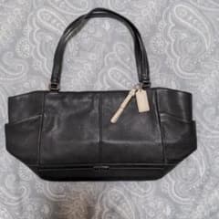 【とんかつモード様専用】COACH  レザートートバッグのサムネイル