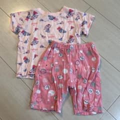 アンパンマン Tシャツ　パンツ　半ズボン　90のサムネイル
