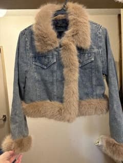 ファー付きデニムジャケット Fサイズのサムネイル