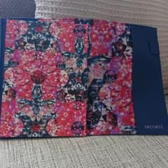 コスメデコルテ ブックカバーのサムネイル