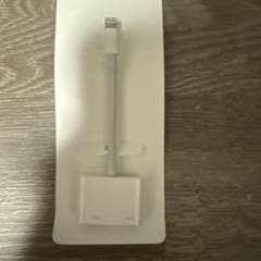Apple Lightning Digital AVアダプタのサムネイル