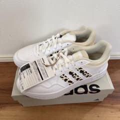 株)CoCoSmile様専用 adidas ヒョウ柄ストライプ スニーカーのサムネイル