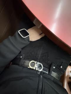 Ferragamo ブラックレザーベルトのサムネイル