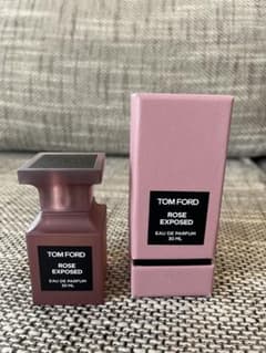 TOM FORD ROSE EXPOSED 30ML - メルカリ
