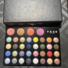 FACE アイシャドウ　定価37,000円のサムネイル