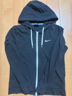 NIKE ジップアップパーカー ブラック 値下げ可能のサムネイル