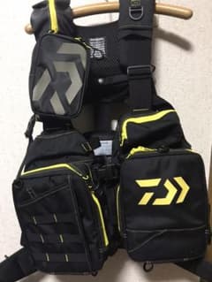 ダイワ　ベンチクールゲームベストIIIのサムネイル