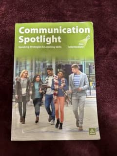 Communication Spotlight Pre-Intermediateのサムネイル