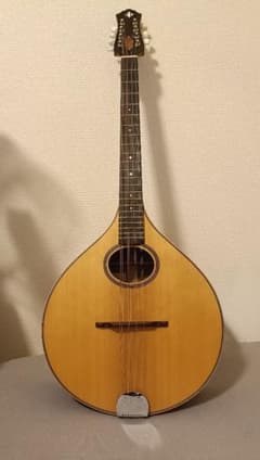 M*S様 オクターブマンドリン マンドラ 小坂弦楽器工房 マンドリン ピックアッ M*S様 オクターブマンドリン マンドラ 小坂弦楽器工房 マンドリン