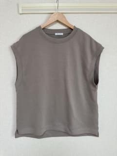 URBAN COLLECTION ノースリーブ トップスのサムネイル