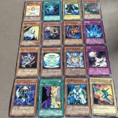 遊戯王OCG カード 16枚セットのサムネイル