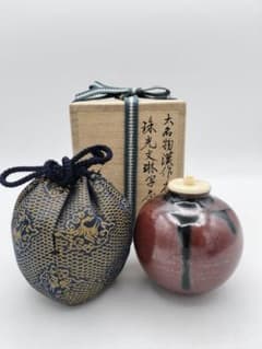 d544【新品・未使用】大名物唐物珠光琳写茶入 紹鴎緞子 龍喜窯 木箱 茶道具 d544【新品・未使用】大名物唐物珠光琳写茶入 紹鴎緞子 龍喜窯 木箱