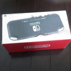 任天堂スイッチライトのサムネイル