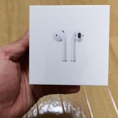 Apple AirPodsのサムネイル
