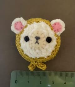 ハンドメイド ブローチ くまモチーフのサムネイル