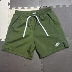 Nike オリーブグリーン ショートパンツ Sサイズのサムネイル