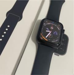 新品同様　Apple Watch SE 44mm gps 保証フィルム装着済みのサムネイル