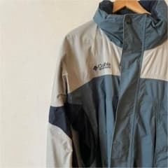 Columbia ナイロンジャケット titaniumのサムネイル