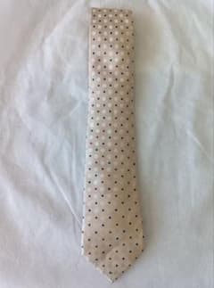 【美品】JOHN PEARSE ネクタイ ベージュ系 ドット柄　シルクのサムネイル
