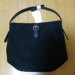 【ぽむ様専用】Who's Who Chicoボアバッグのサムネイル