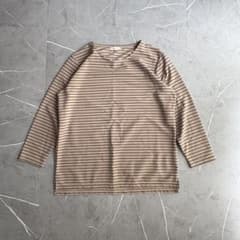 長袖Tシャツ 長袖カットソー ベージュ ボーダー シンプル ボートネックのサムネイル