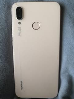 utthi116様専用。HUAWEI P20 Lite 32 GBのサムネイル