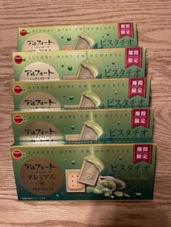 ブルボン　アルフォートプレミアム　ピスタチオ味のサムネイル