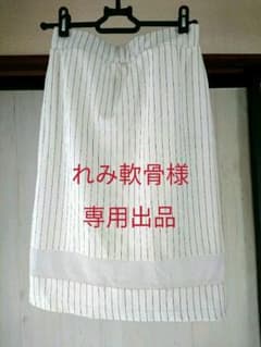 れみ軟骨様専用出品!CECIL McBEE 膝丈タイトスカートのサムネイル