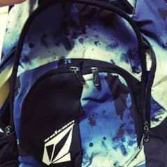 VOLCOMリュックのサムネイル