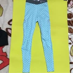 C３fit レギンスのサムネイル