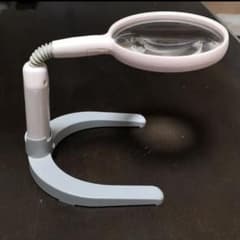 ライト付き拡大鏡スタンド　ルーペのサムネイル