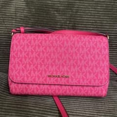 新品・未使用 MICHAEL KORS ピンク ショルダーバッグのサムネイル