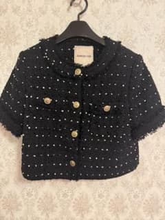 アプワイザーリッシェ⭐︎ドットツイード　半袖ノーカラージャケット 黒　2サイズ アプワイザーリッシェ⭐︎ドットツイード 半袖ノーカラージャケット 黒