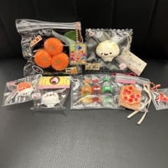 にゃんでも屋 ミニ スクイーズ ガチャ 6点セット - メルカリ