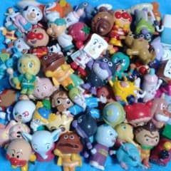 特価 ♥ 夏休み割　アンパンマン フィギュア　70種類70個　No.1のサムネイル