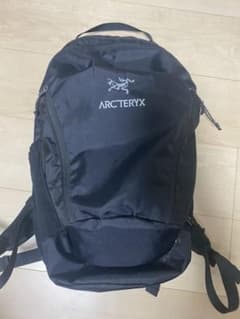 【年内限定価格】アークテリクス 26L リュック 黒 ブラックのサムネイル