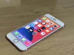 iPhone 7 Rose Gold 32 GB SIMフリーのサムネイル
