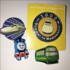 ピンバッチ&ボタンセットのサムネイル