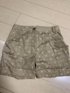 ショートパンツのサムネイル