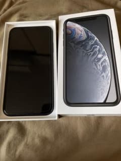 【美品】iPhone XR Black 128GB SIMフリーのサムネイル