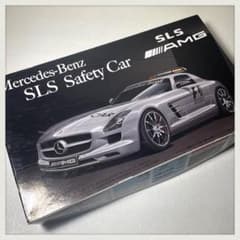 m40243312081_1.jpg?1743210263