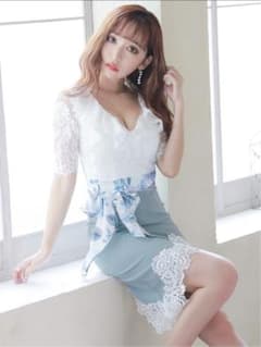 M様専用　新品✴︎ジュエルズ✴︎キャバドレスのサムネイル