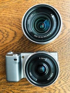 SONY ミラーレス一眼カメラ　ダブルレンズセットのサムネイル