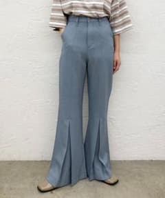 【Wrangler × kastane】TUCK FLARE SLACKSのサムネイル