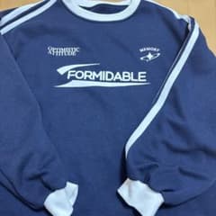 FORMIDABLE ネイビー トレーナーのサムネイル